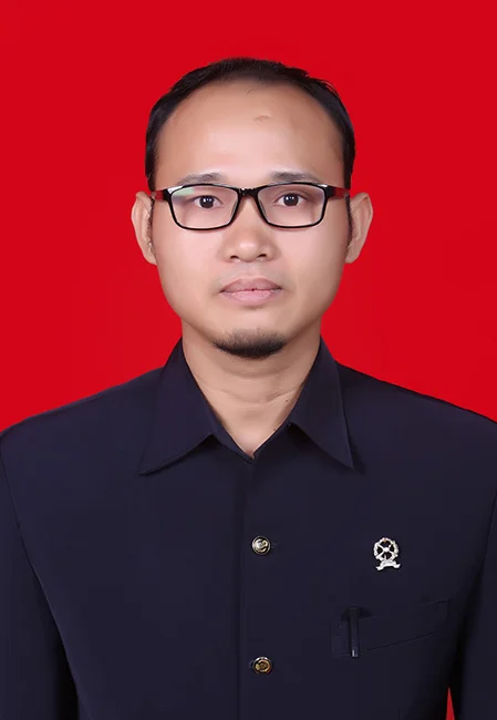 Foto resmi Erslan Abdillah, S.H., Ketua Pengadilan Negeri Sanggau
