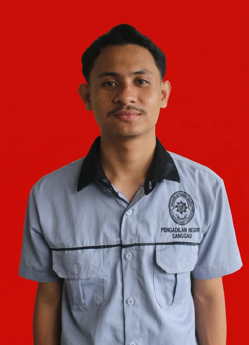 Foto Siswantoro, Office Boy Pengadilan Negeri Sanggau